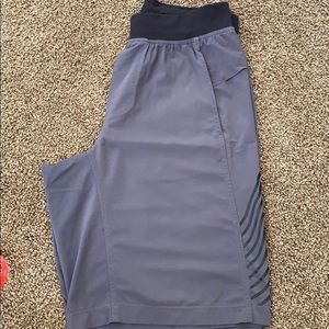 Men’s Small Lululemon Shorts Unlined